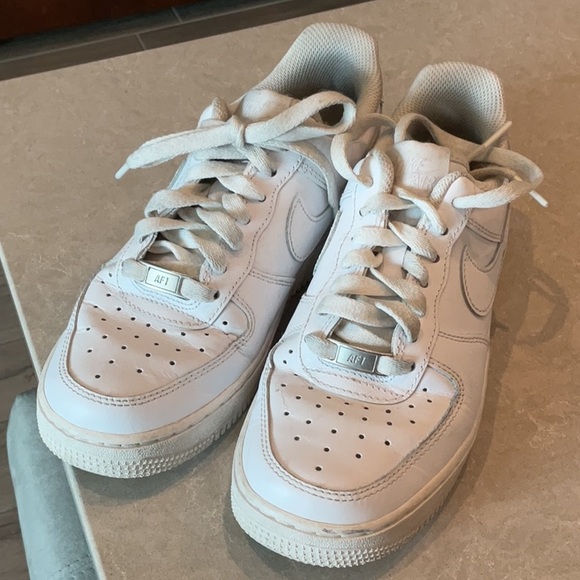 Nike Air Force 1 Shoes - Picture 14 of 14